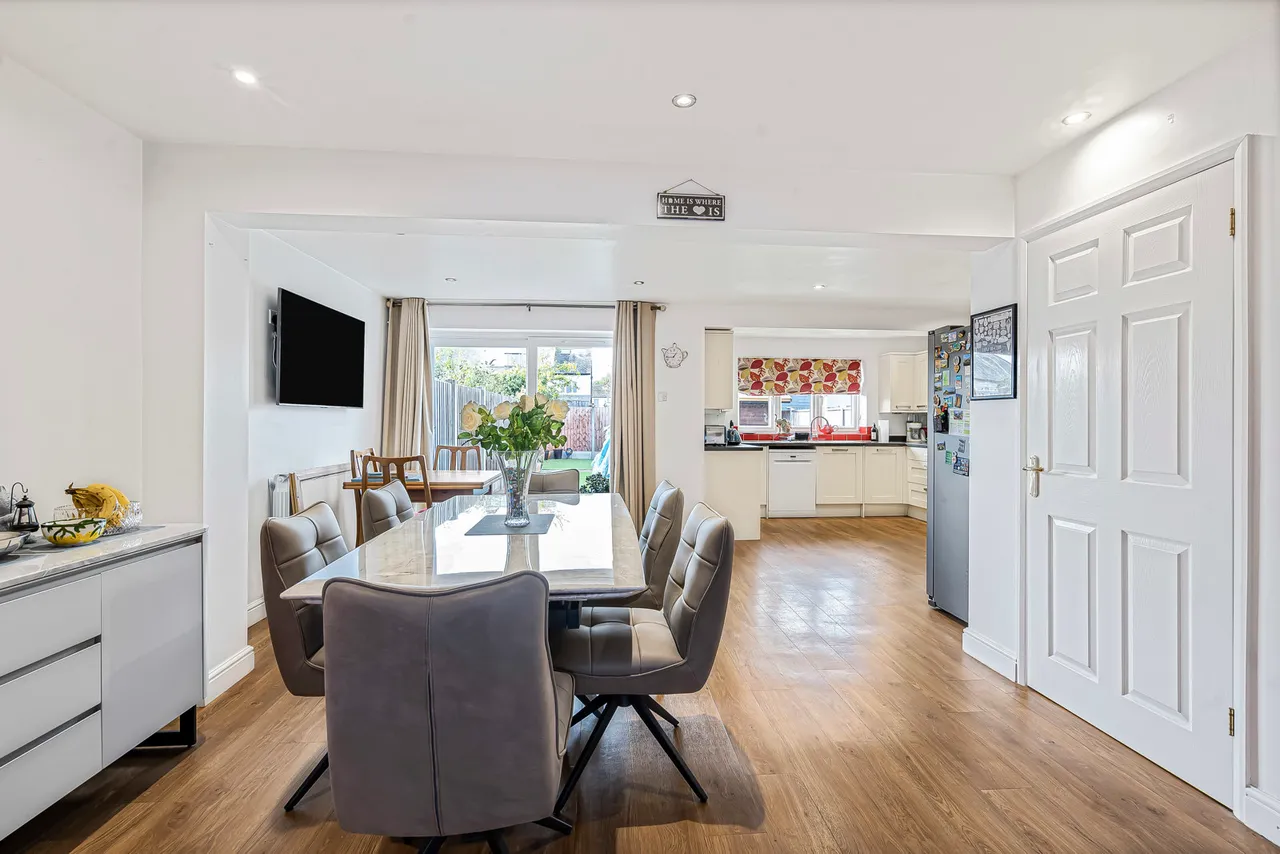 Stratton Road, Sunbury-on-Thames, TW16, photo 7