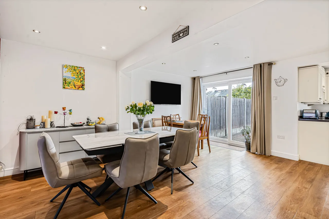 Stratton Road, Sunbury-on-Thames, TW16, photo 6