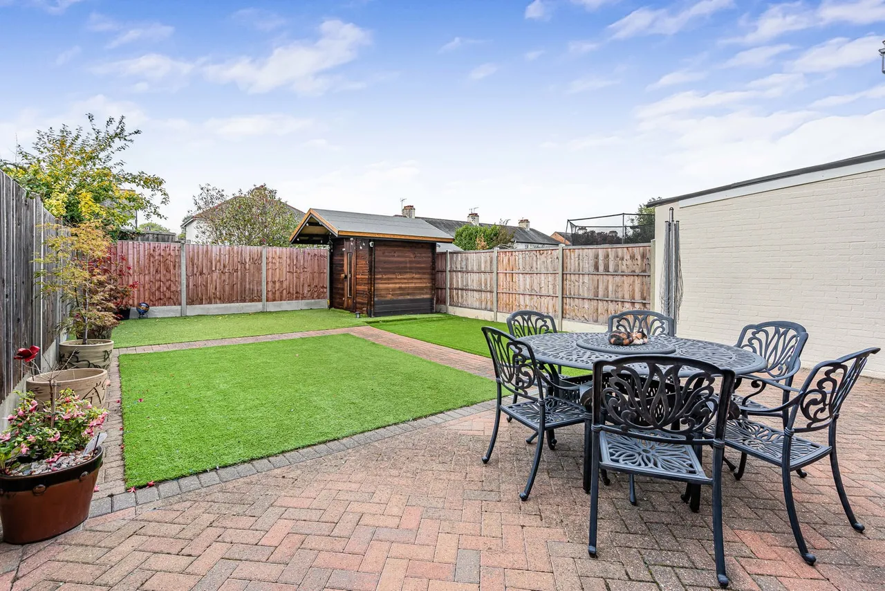 Stratton Road, Sunbury-on-Thames, TW16, photo 5