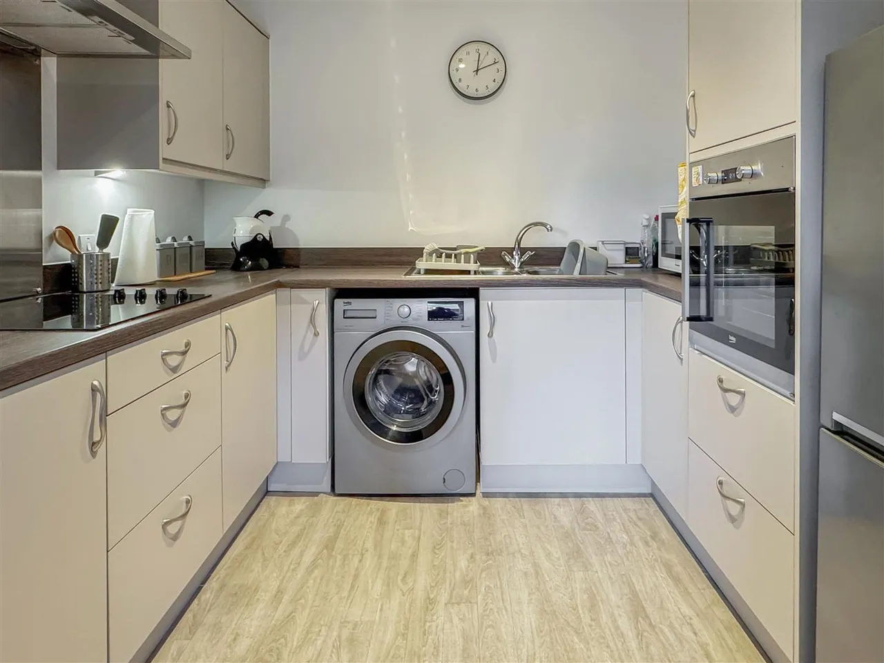 Peckham Chase, Eastergate, photo 2