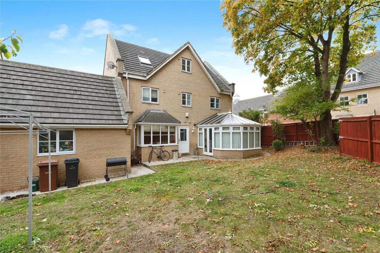 Chichester Close, Chafford Hundred, Grays, Essex, RM16, photo 20