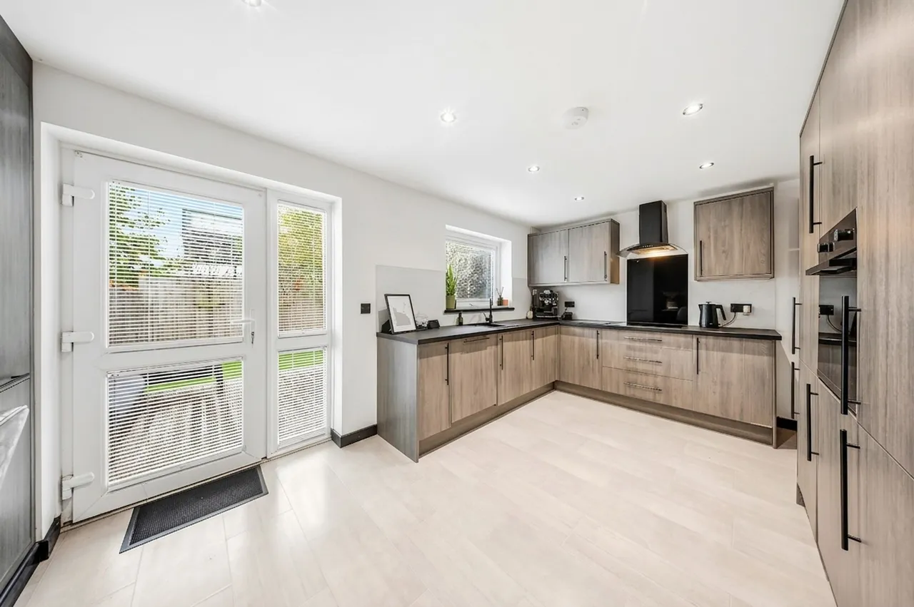 Bromilow Road, Skelmersdale, WN8, photo 13
