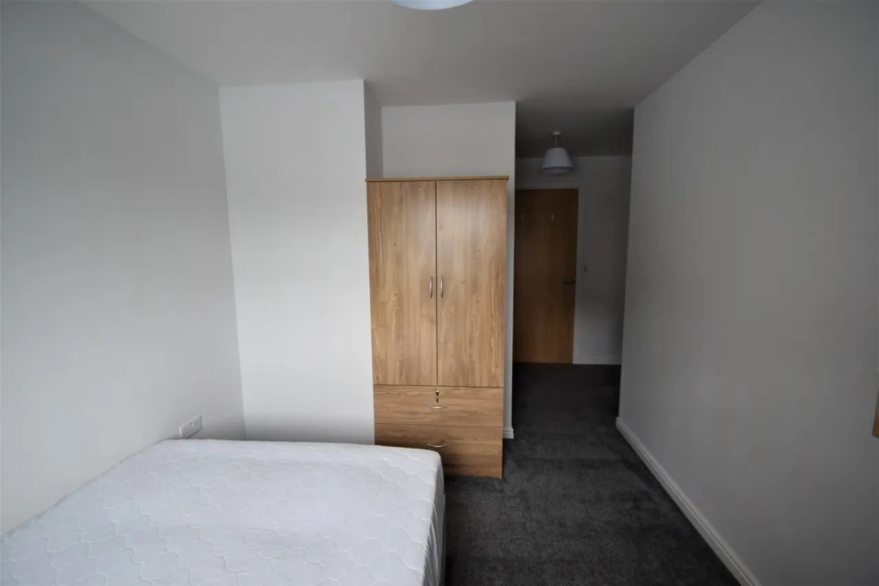 Parkhouse Court, Hatfield, AL10, photo 9