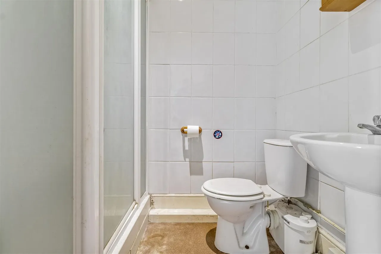 Westcourt Road, Worthing, photo 9