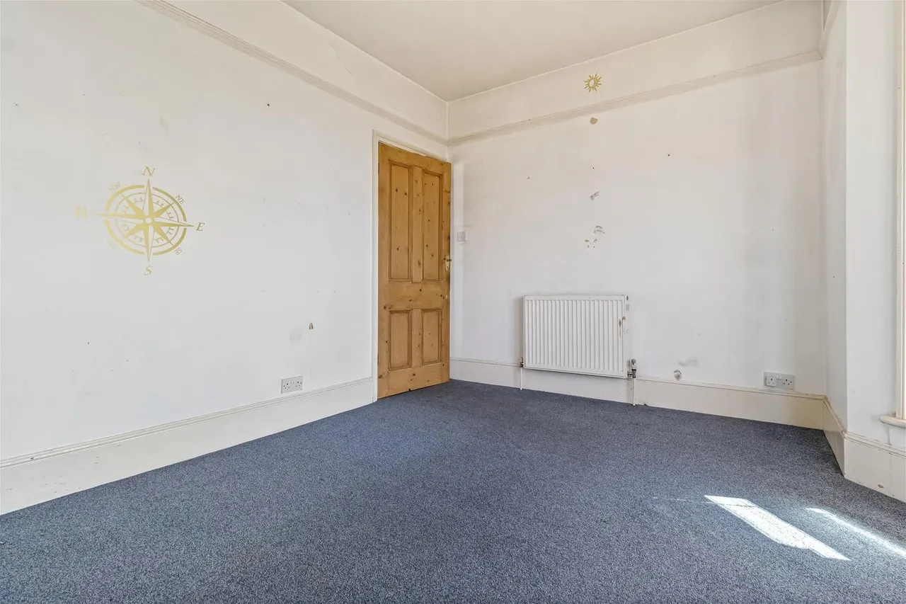 Westcourt Road, Worthing, photo 11
