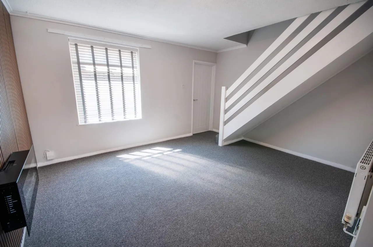 Stand Lane, Radcliffe, Manchester, M26 1JR, photo 2