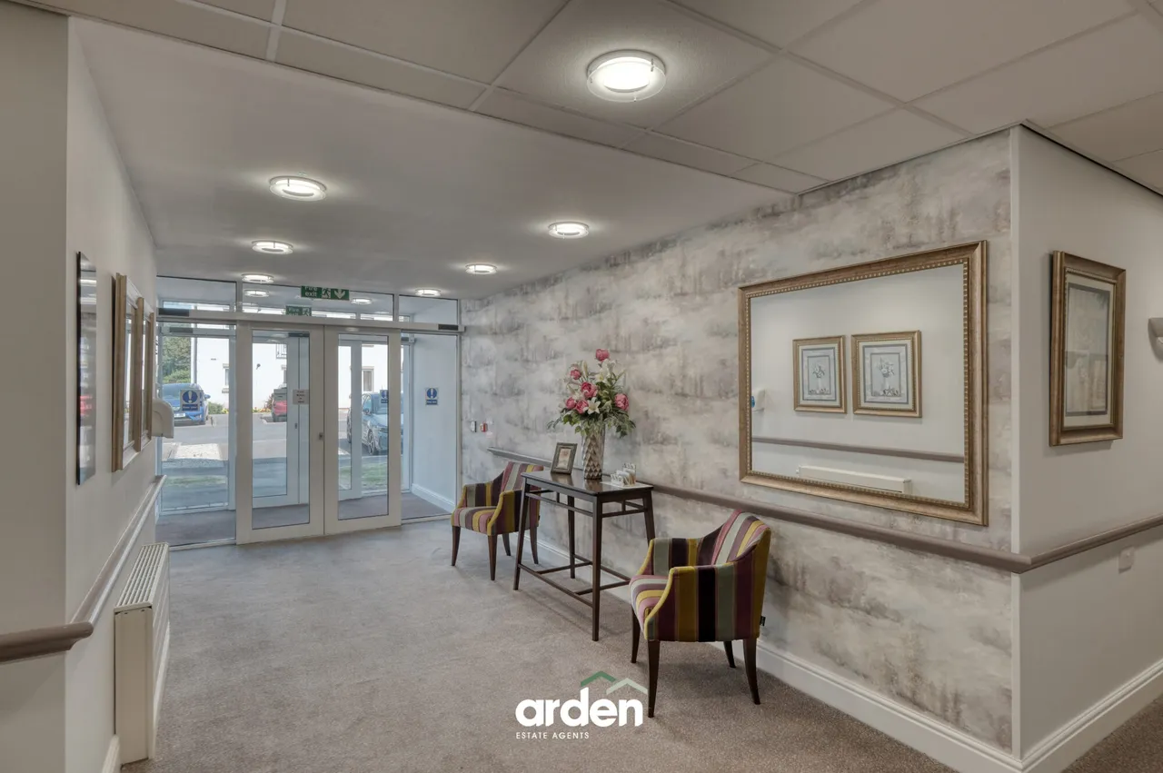 Eastbank Drive, Eastbank Court, WR3, photo 9
