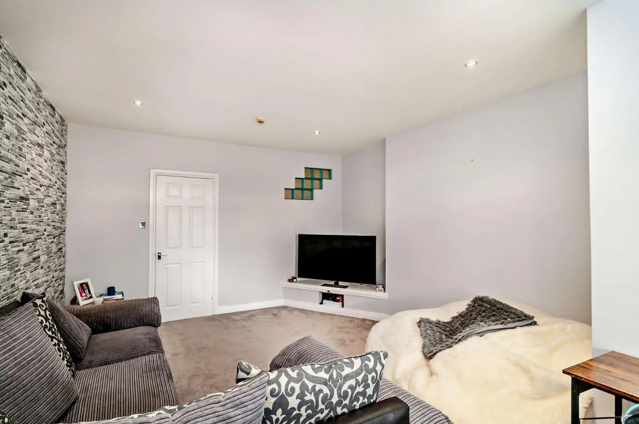 Skipton Road, Harrogate, HG1 3HE, photo 7
