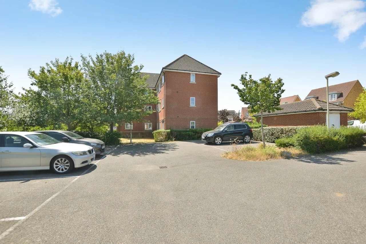 Hedgers Way, Kingsnorth, TN23, photo 11
