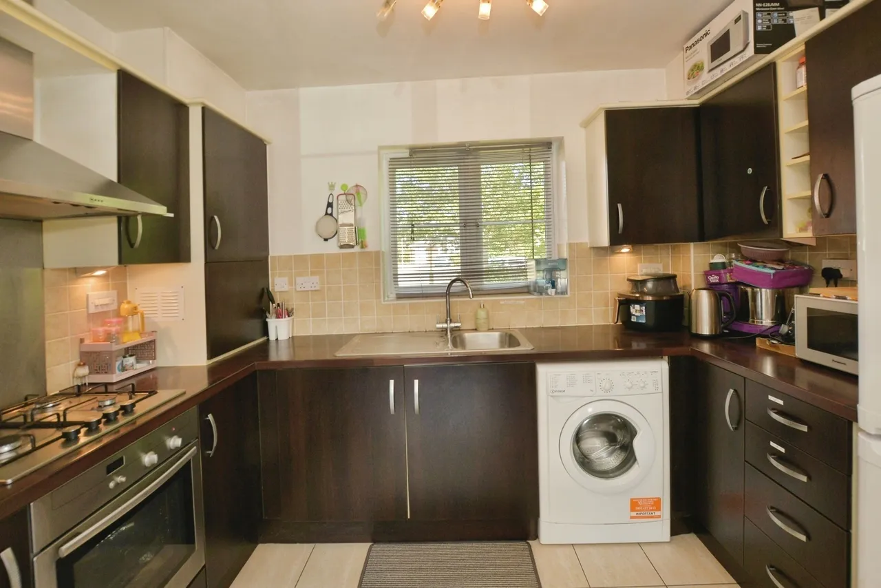 Hedgers Way, Kingsnorth, TN23, photo 4