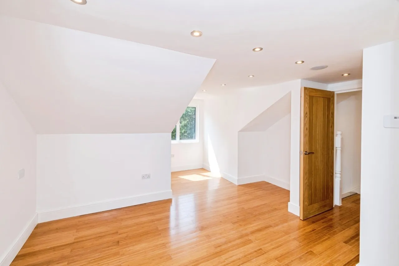 North Hill Close, Winchester, SO22, photo 20