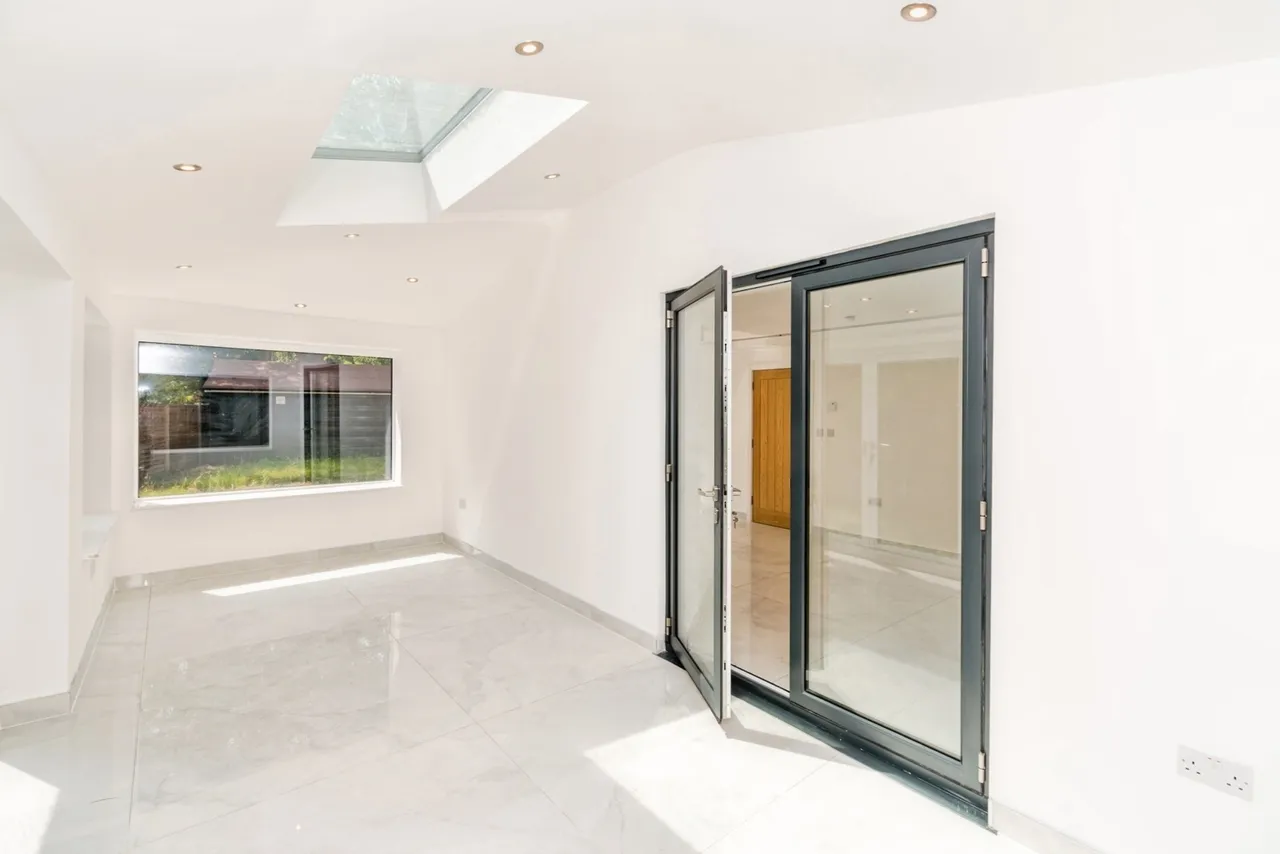 North Hill Close, Winchester, SO22, photo 16