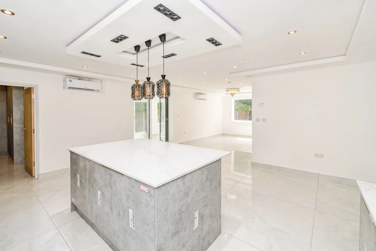 North Hill Close, Winchester, SO22, photo 6