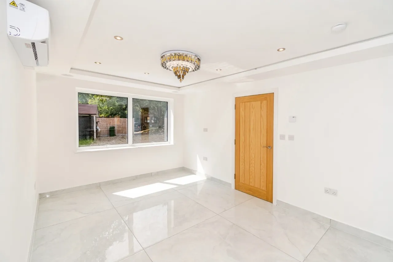 North Hill Close, Winchester, SO22, photo 15