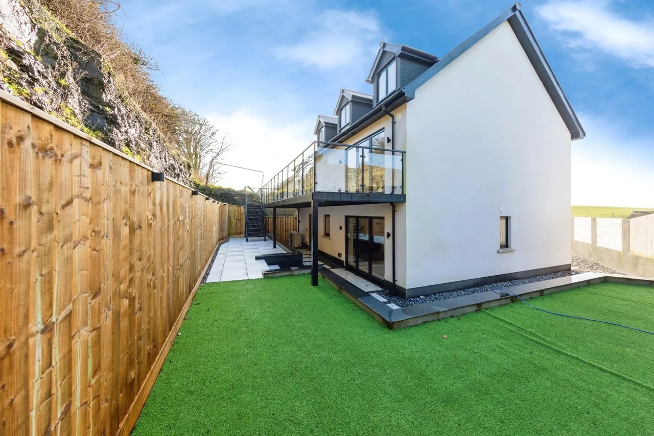 Croesyceiliog, Carmarthen, SA32, photo 34