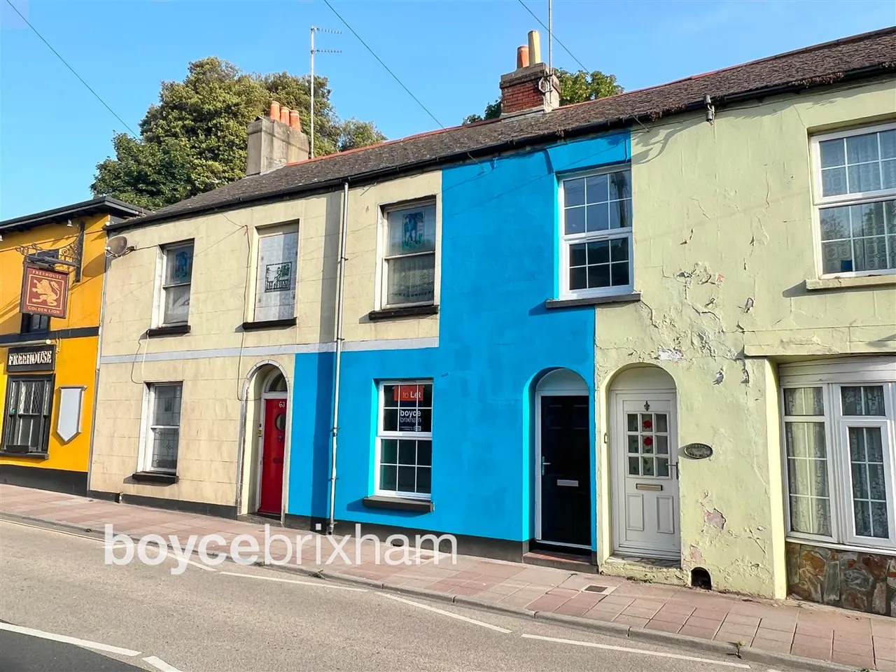 3 bed house to rent, New Road, Central Area