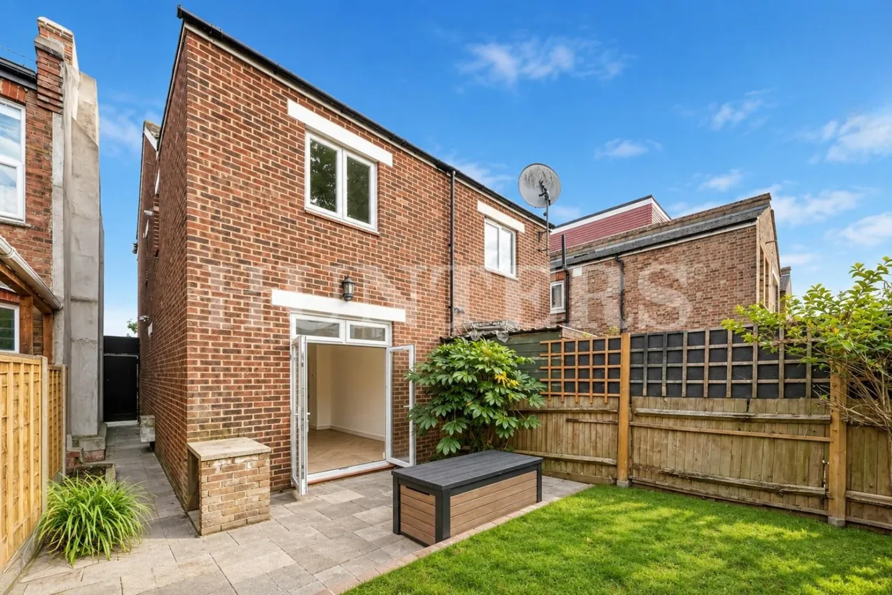 Hanover Road, London, N15, photo 8