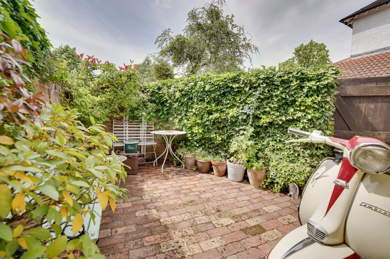 Knight Street, Sawbridgeworth, CM21, photo 13