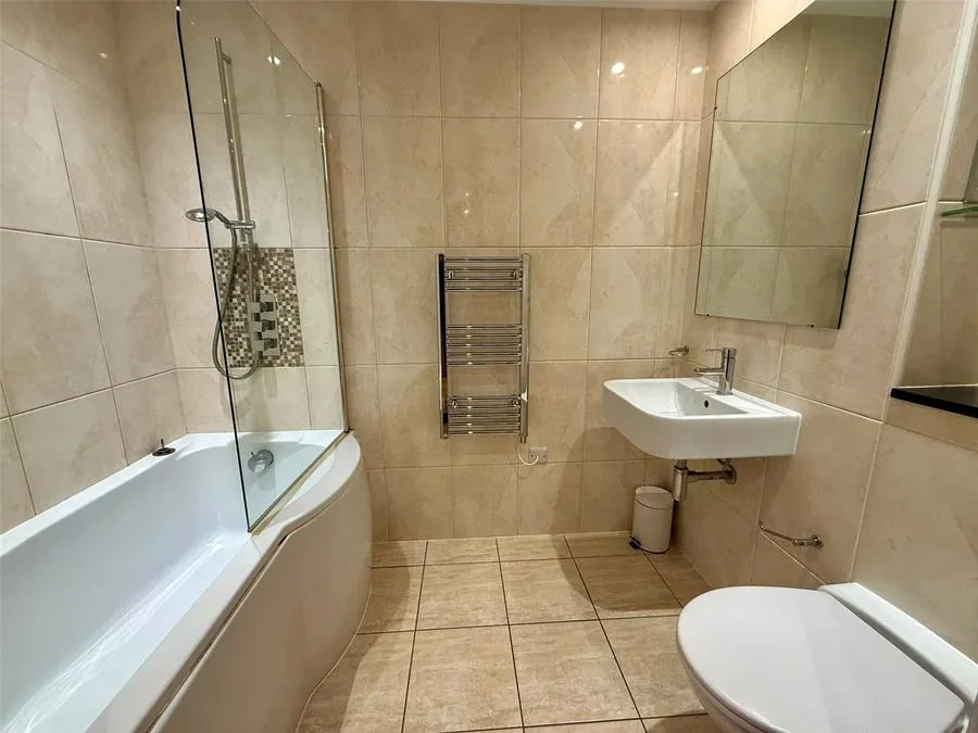 Rivington Apartments, Slough, SL2, photo 9