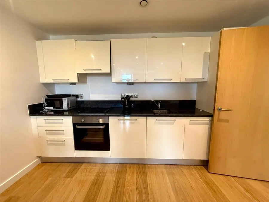 Rivington Apartments, Slough, SL2, photo 4