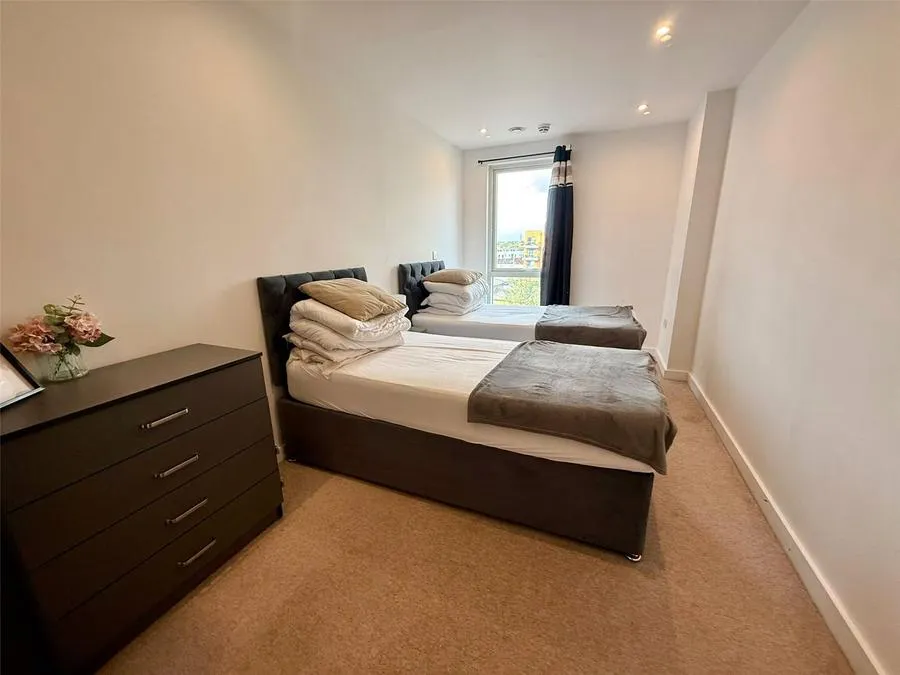 Rivington Apartments, Slough, SL2, photo 6