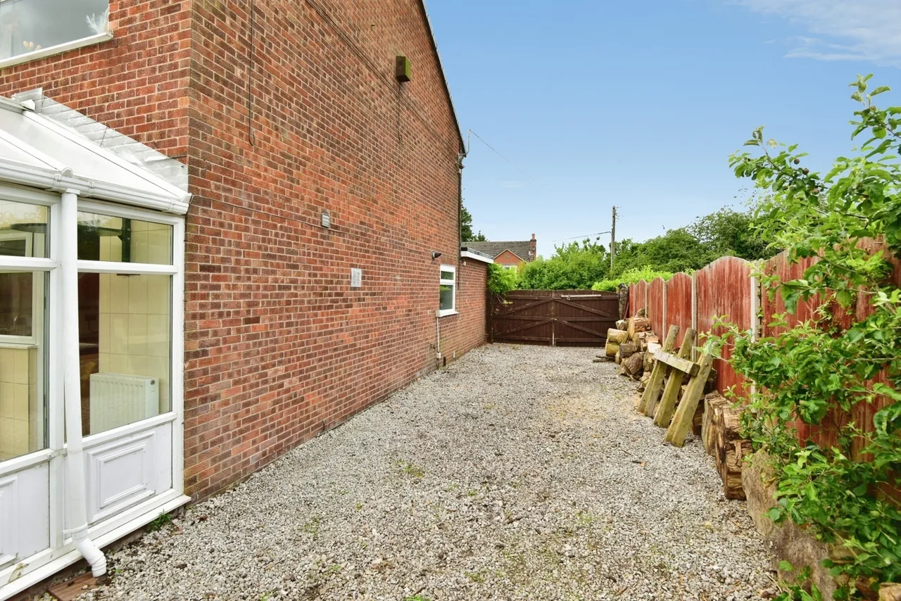 Sandy Lane, Ettiley Heath, Sandbach, Cheshire, CW11, photo 19