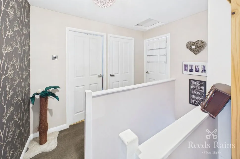 Knightsway, Robin Hood, West Yorkshire, WF3, photo 4