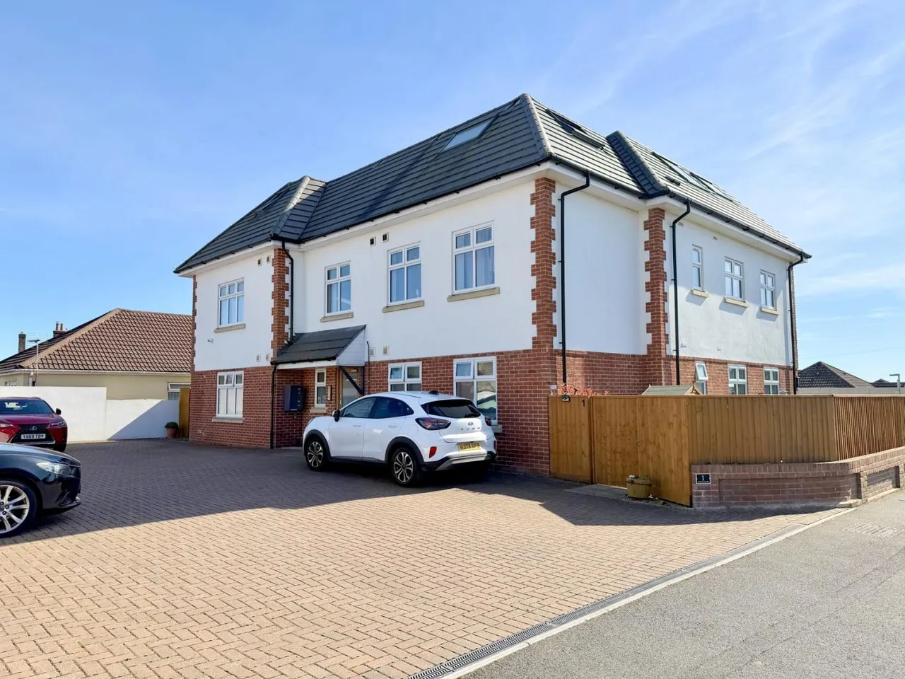 Wilson Court, BH12, photo 17