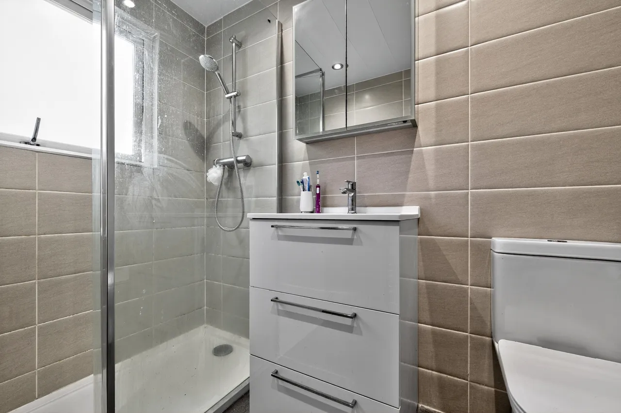 Lay Garth Fold, Rothwell, LS26, photo 12