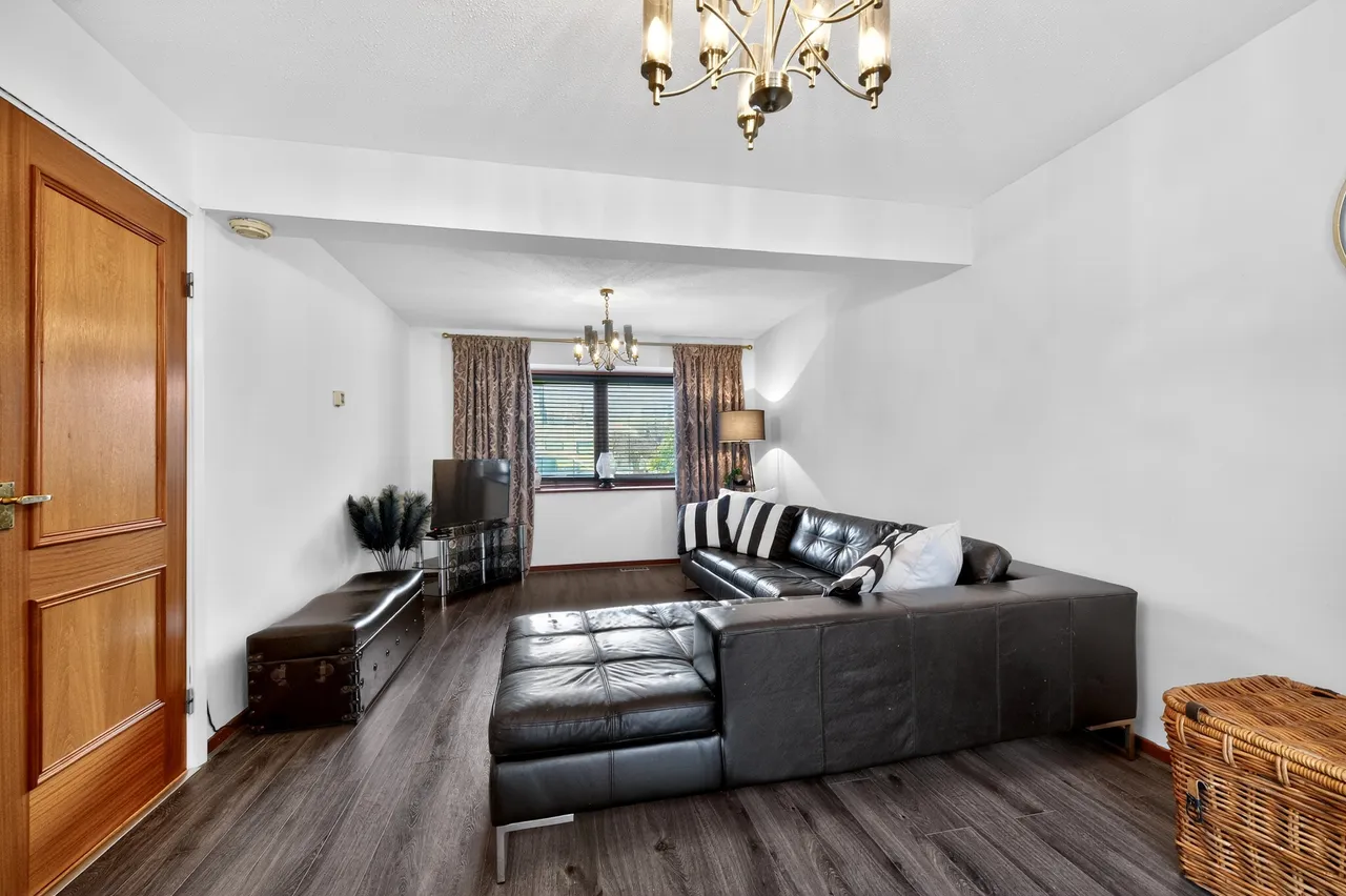Lay Garth Fold, Rothwell, LS26, photo 4