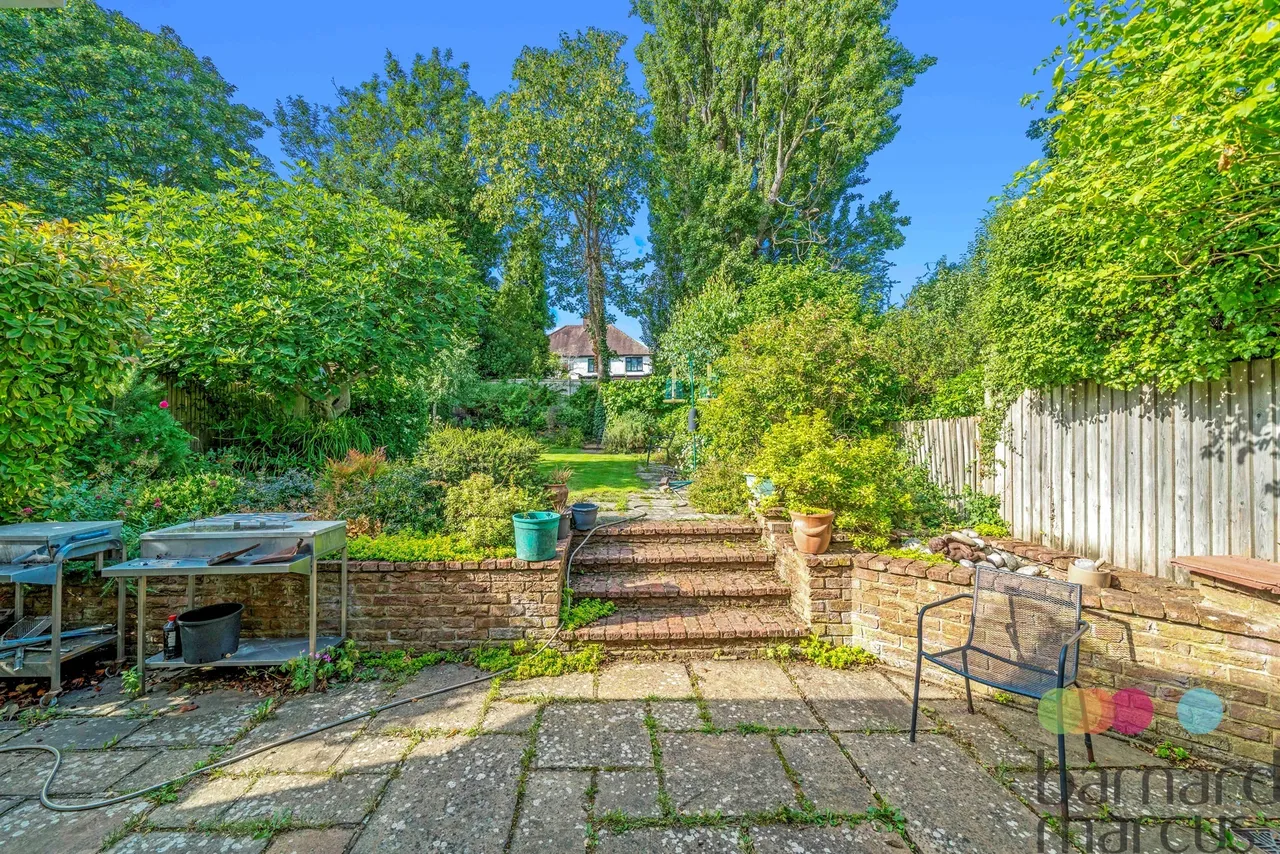 Ravensdale Avenue, London, N12, photo 23
