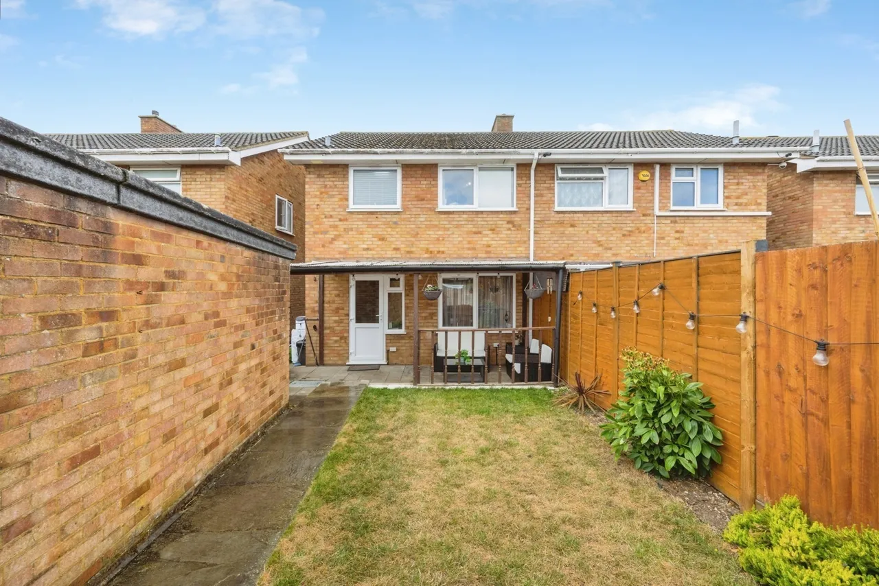 Walnut Walk, Bedford, Bedfordshire, MK42, photo 12