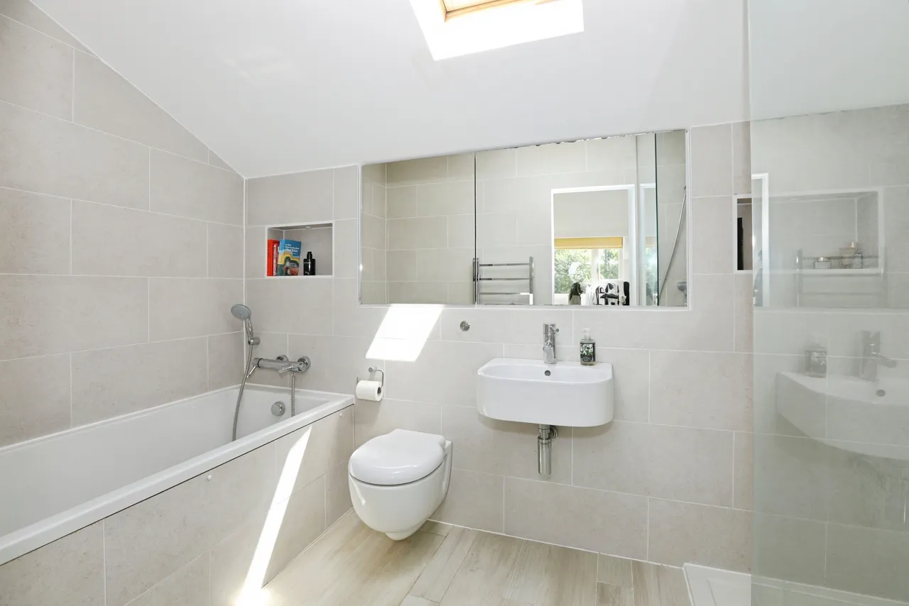 Farnham Lane, Langton Green, TN3, photo 27