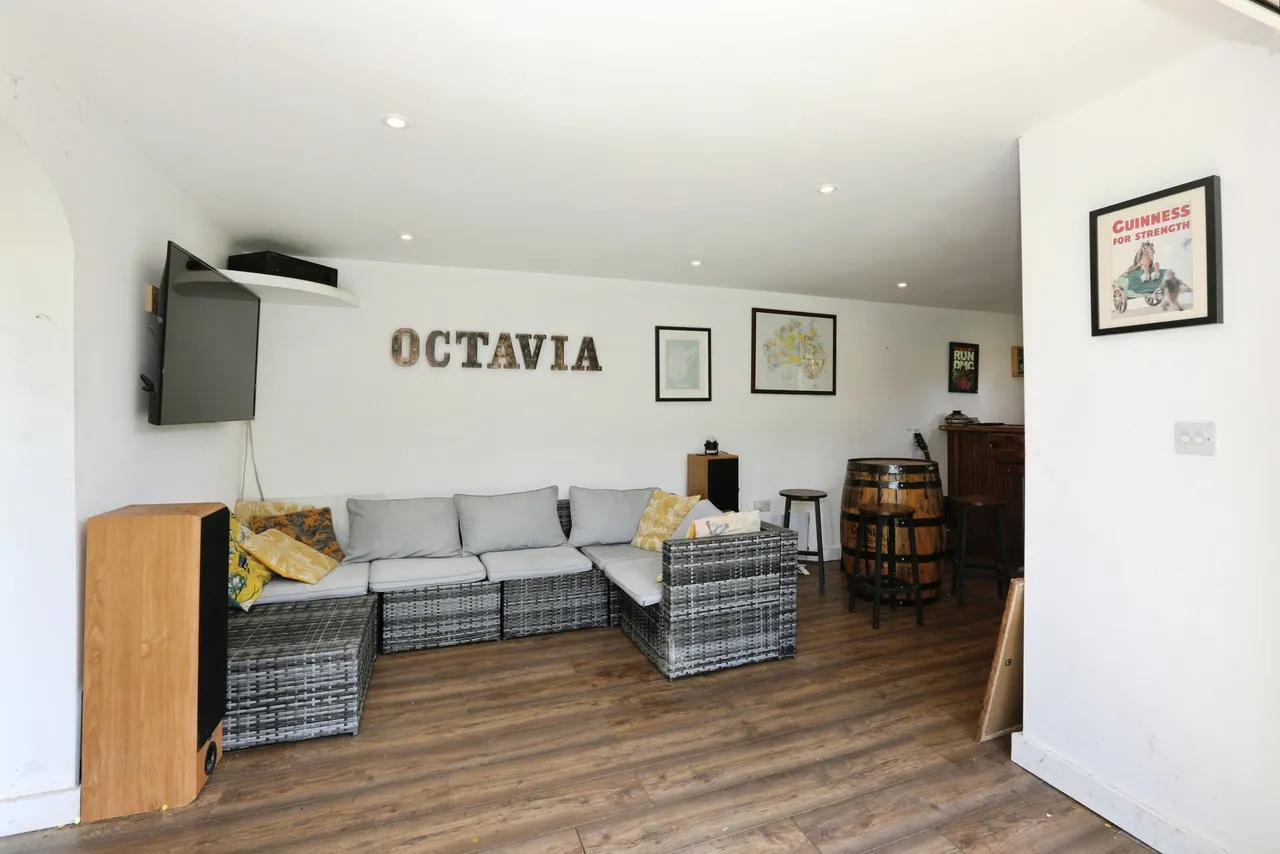 Farnham Lane, Langton Green, TN3, photo 9