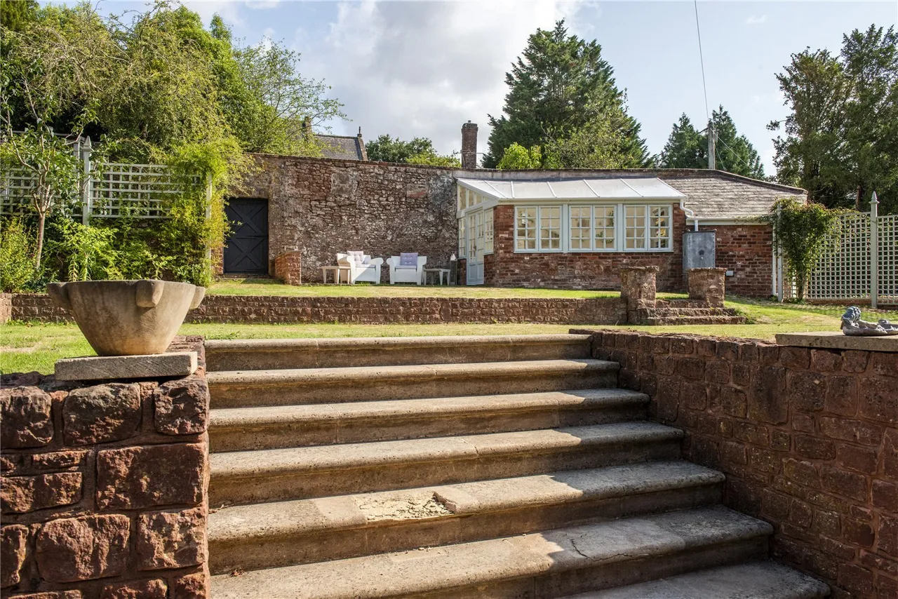 St. Michaels Hill, Milverton, TA4, photo 19
