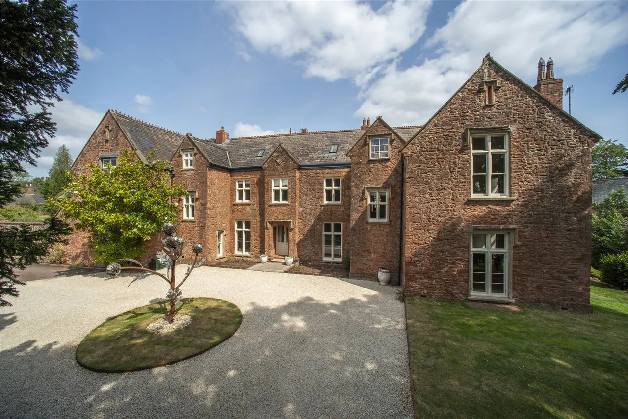 4 bed house for sale, St. Michaels Hill, Milverton, TA4