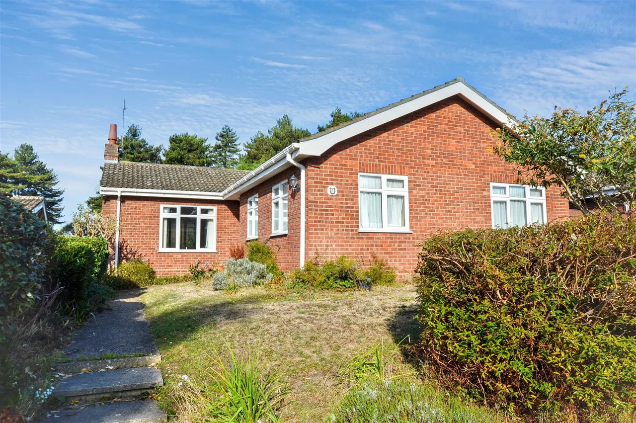 Uplands Park, Sheringham, NR26, photo 18