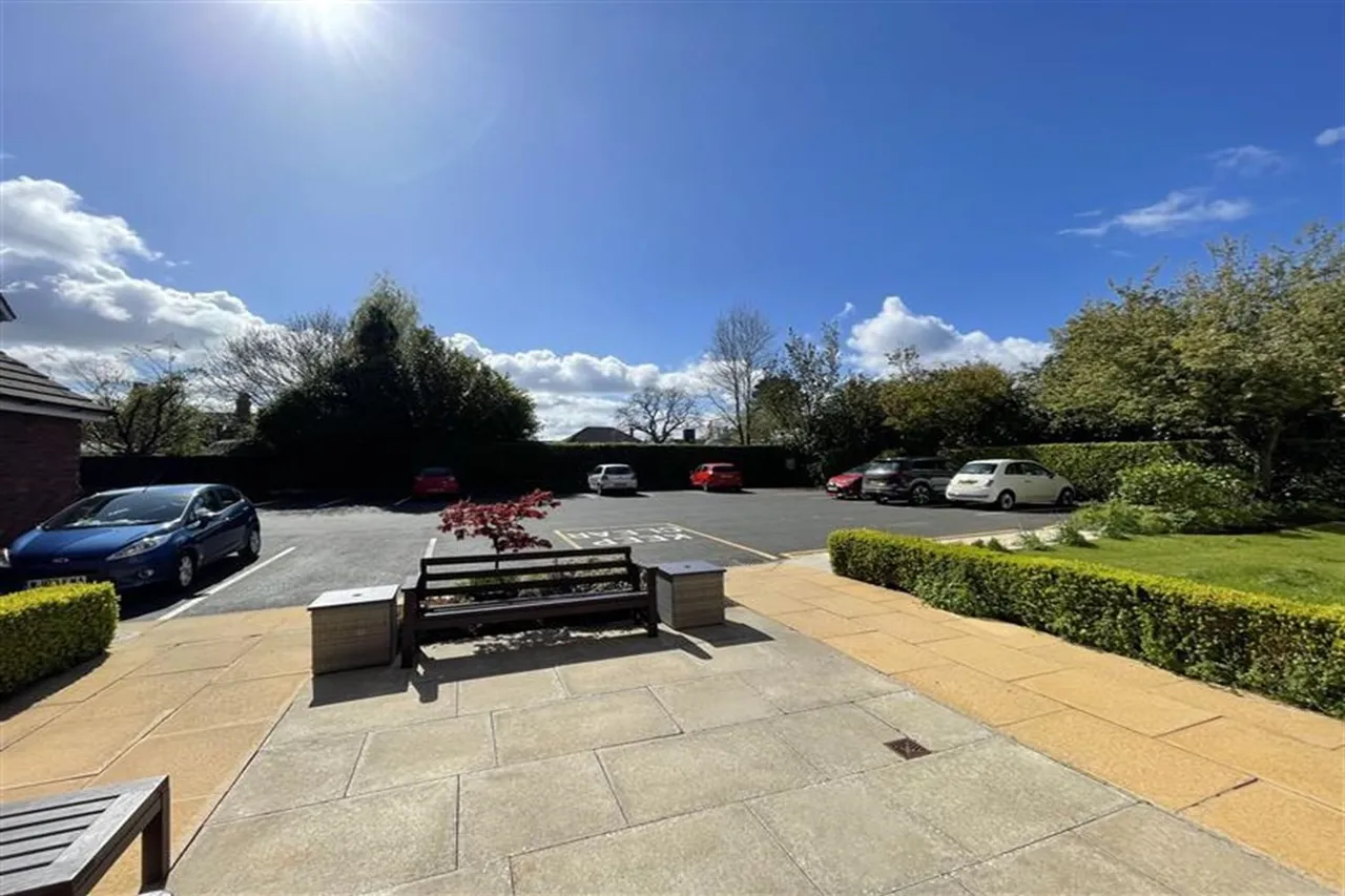 King Edward Road, Knutsford, photo 17