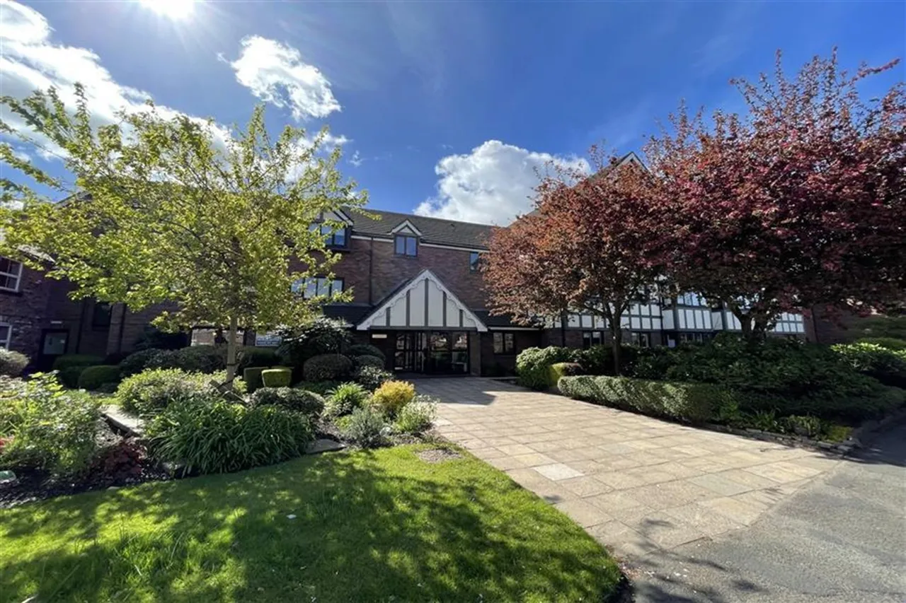 2 bed retirement property for sale, King Edward Road, Knutsford