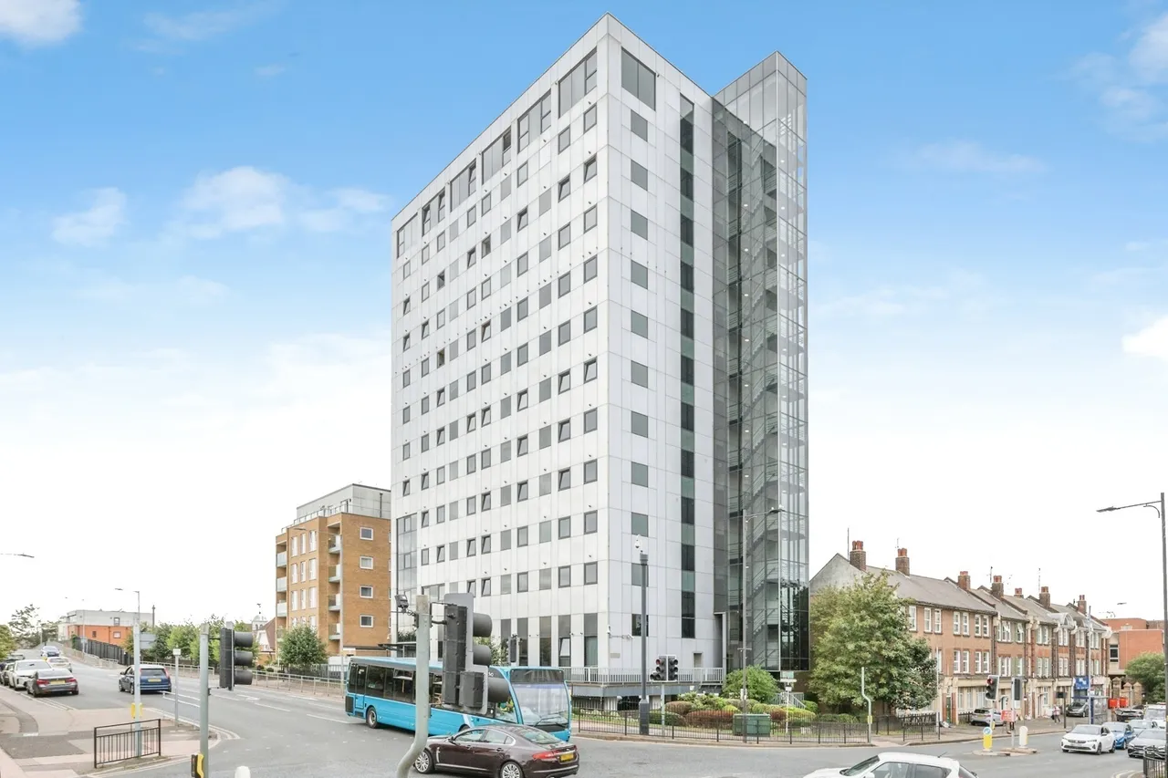 2 bed flat for sale, Southchurch Avenue, Southend-on-Sea, SS1