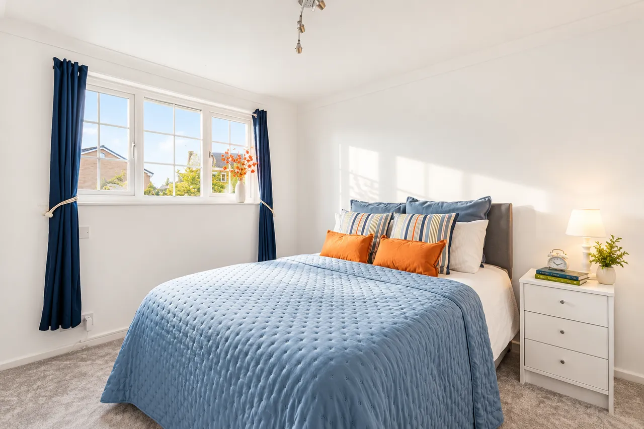 Darwin Close, Cheltenham, GL51, photo 19