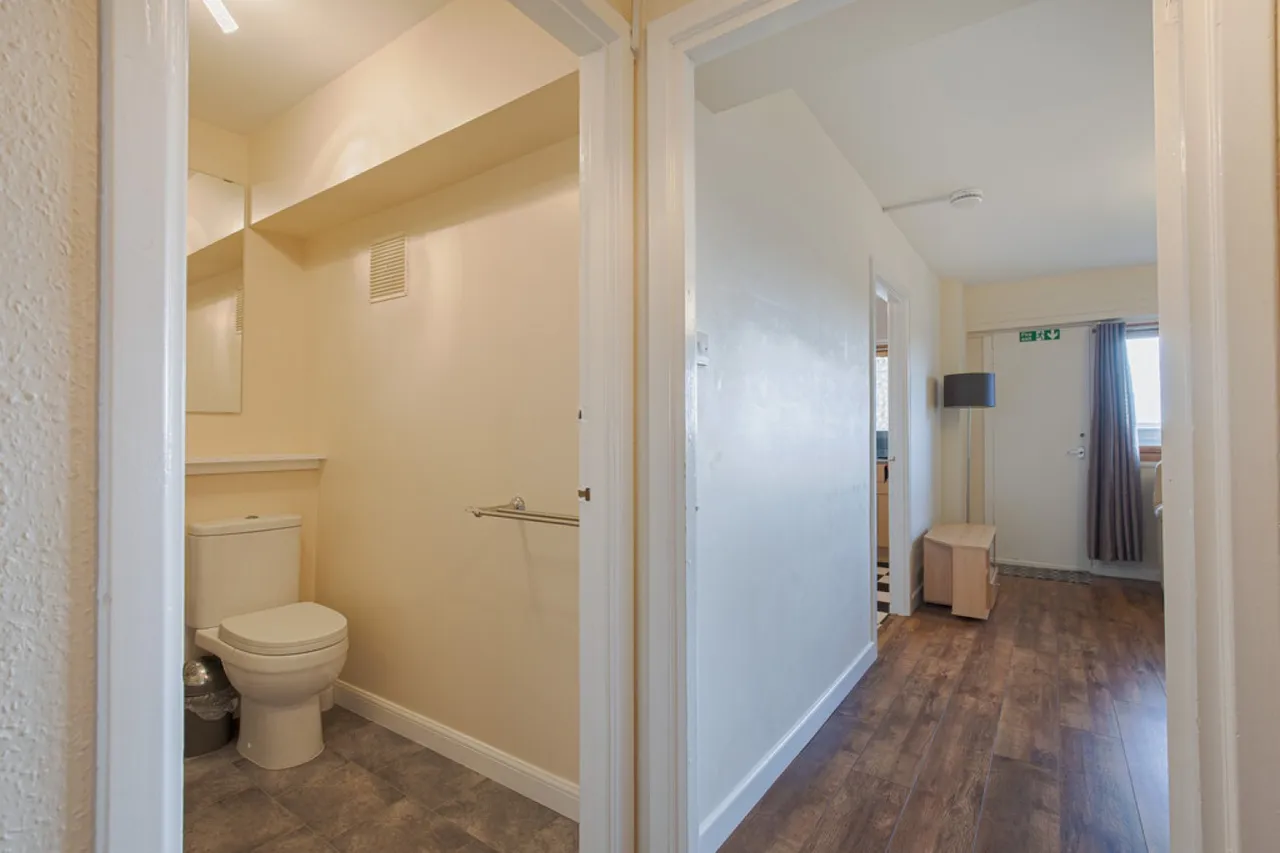 Hutcheon Court, Aberdeen, AB25, photo 8
