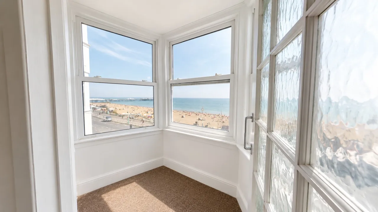 54-55 Kings Road, Brighton, BN1, photo 9