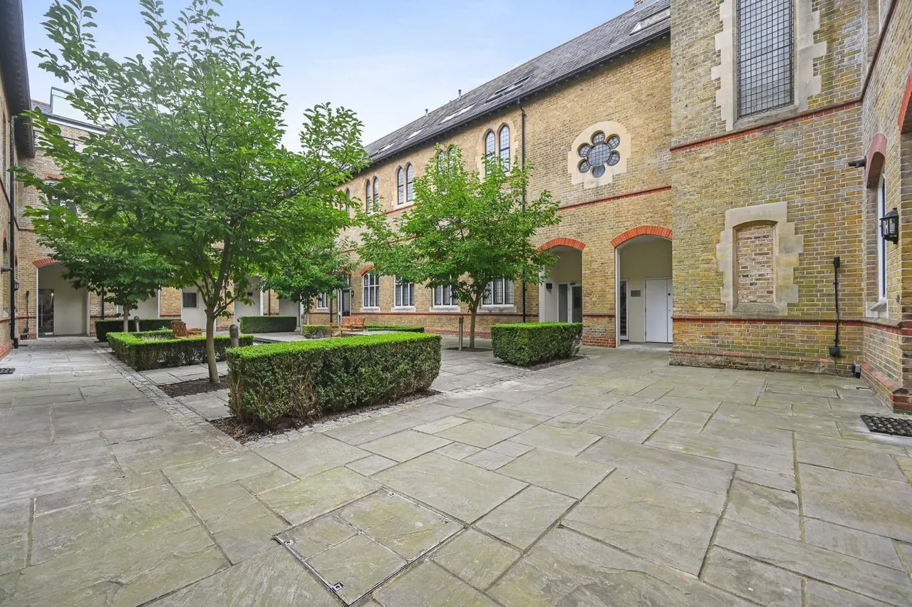 Havanna Drive, London, photo 11