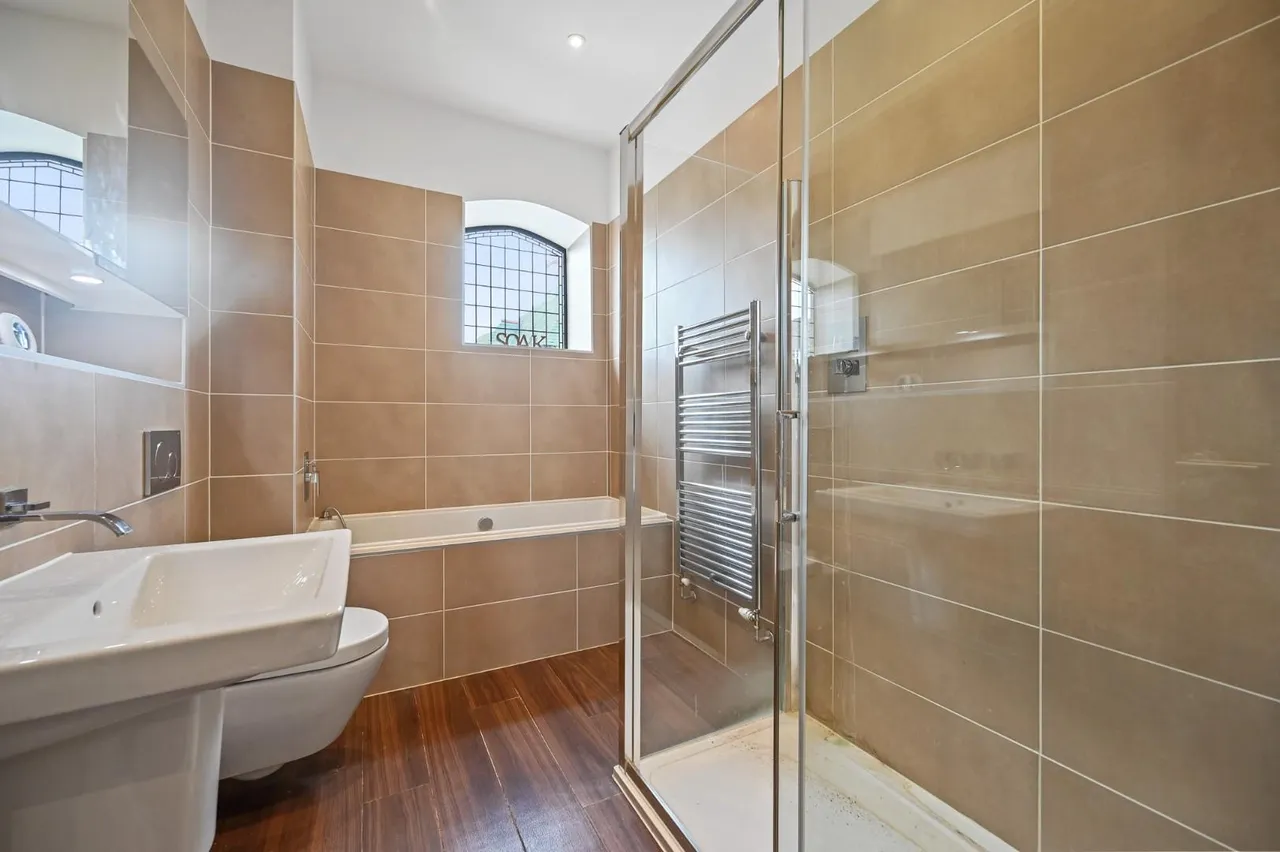 Havanna Drive, London, photo 10