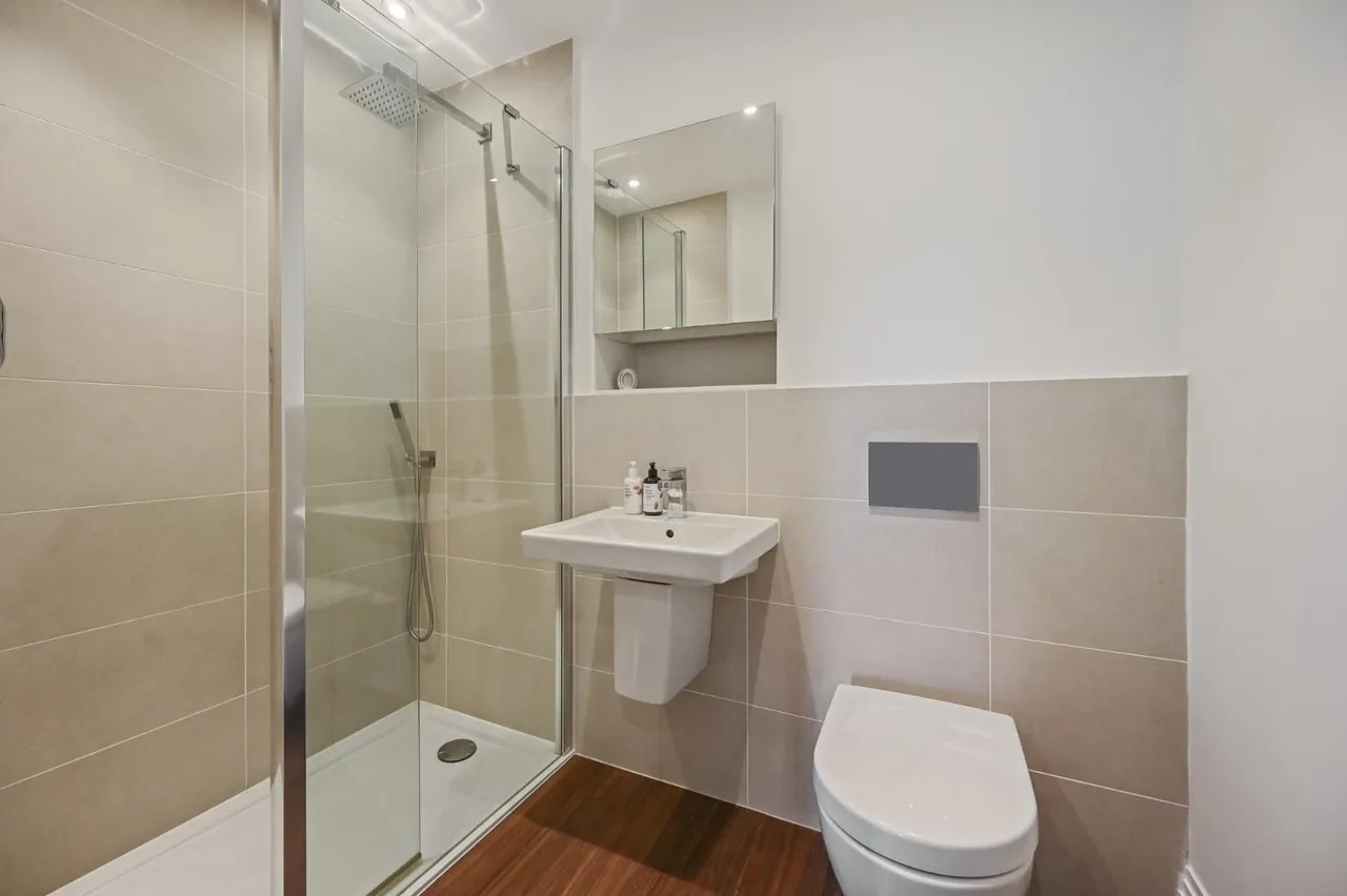 Havanna Drive, London, photo 15