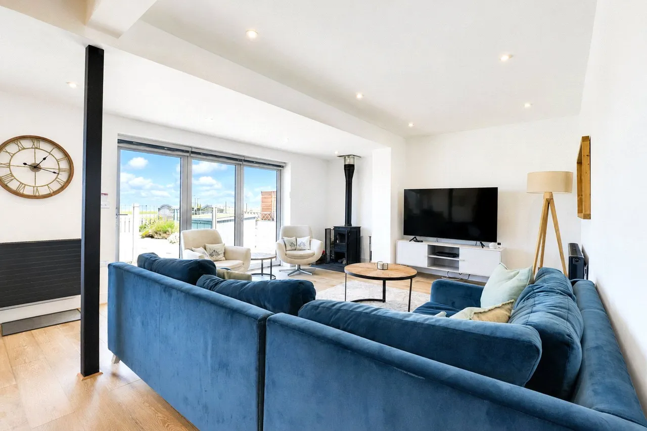 Pebbleridge Road, Westward Ho!, EX39, photo 10