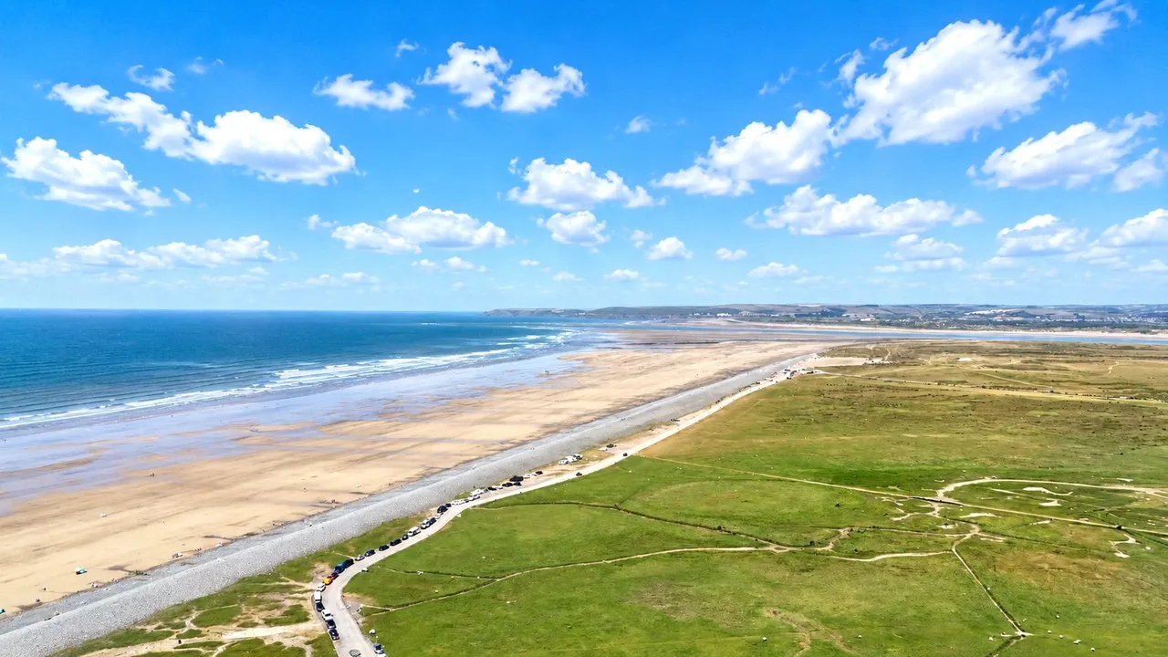 Pebbleridge Road, Westward Ho!, EX39, photo 43