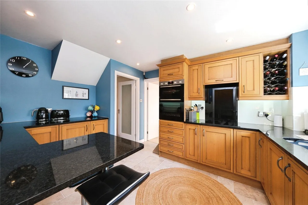 Muirfield Way, Mansfield Woodhouse, Mansfield, Nottinghamshire, NG19, photo 4