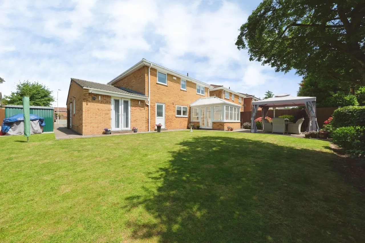 Muirfield Way, Mansfield Woodhouse, Mansfield, Nottinghamshire, NG19, photo 2